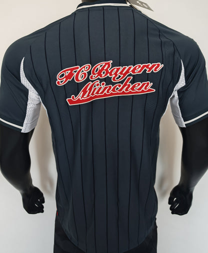 Jersey 2025/26 Bayern Munich Especial Manga corta Versión Jugador