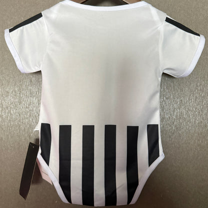 Jersey 2026/27 Juventus Local Manga corta Versión Fan