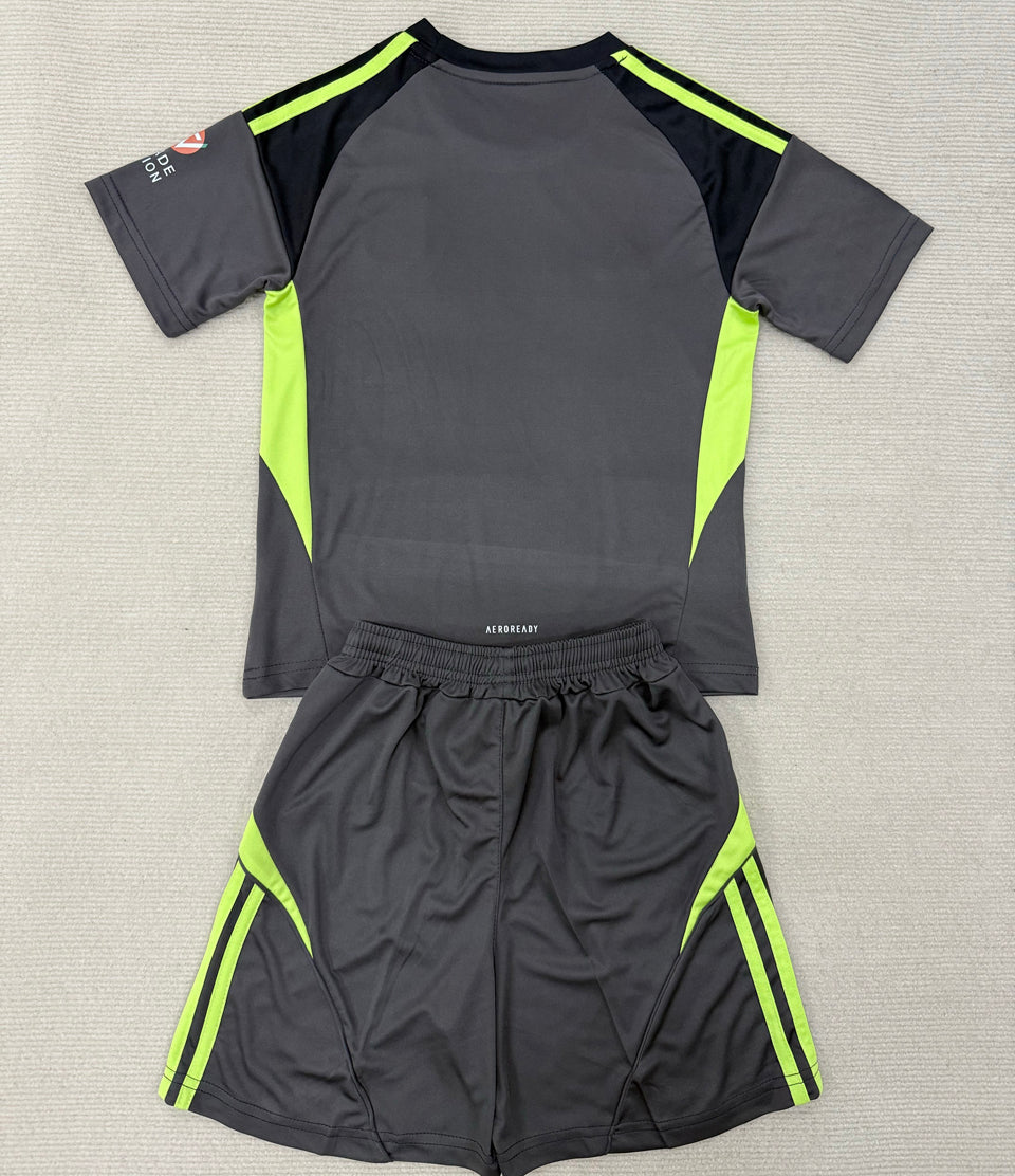 jersey 2025/26 aston villa portero manga corta niño