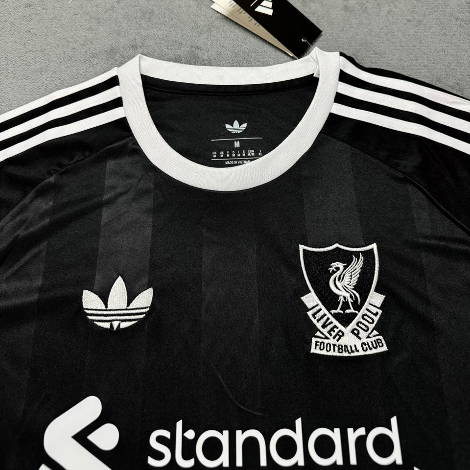 Jersey 2025/26 Liverpool Portero Manga corta Versión Fan