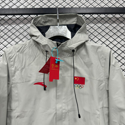 Rompeviento 2025 ANTA Gray Outdoor