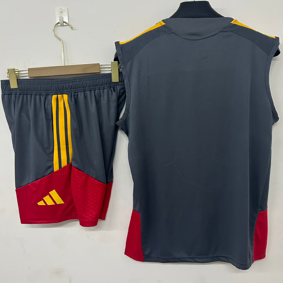 conjunto entrenamiento 2026/27 roma