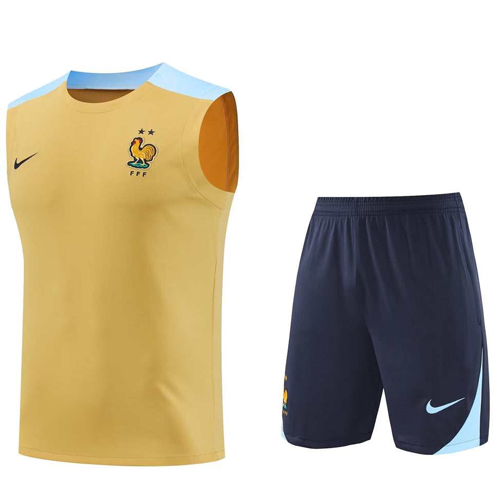 conjunto entrenamiento 2024/25 francia