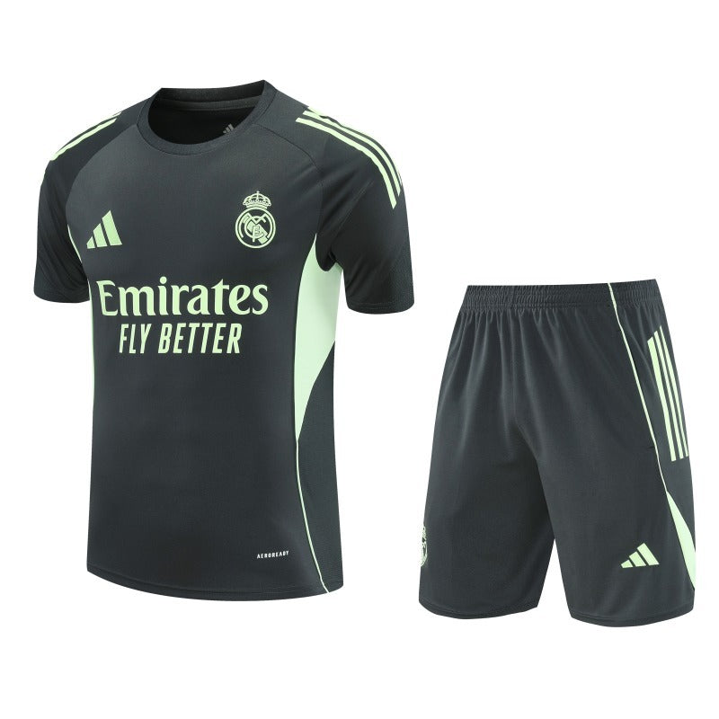 conjunto entrenamiento 2025/26 real madrid