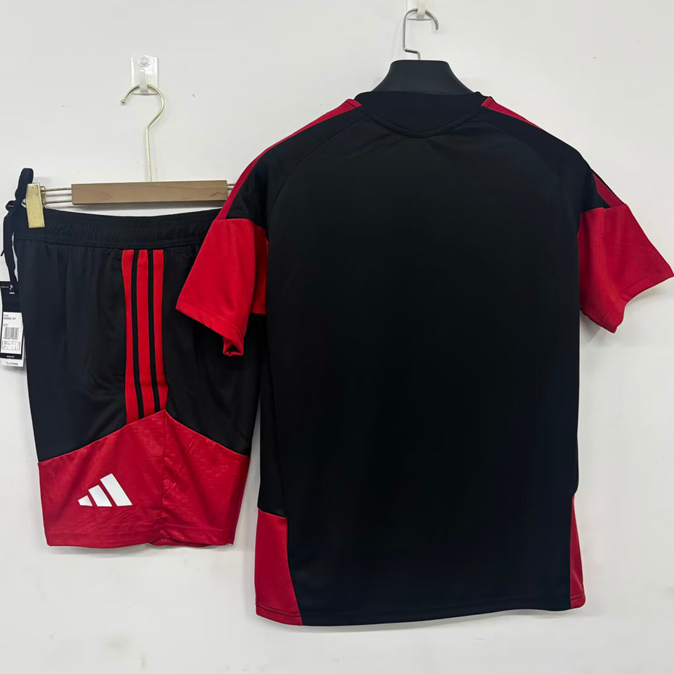 conjunto entrenamiento 2026/27 manchester united