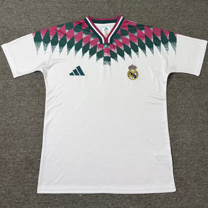 Jersey 2026/27 Real Madrid Especial Manga corta Versión Fan Retro