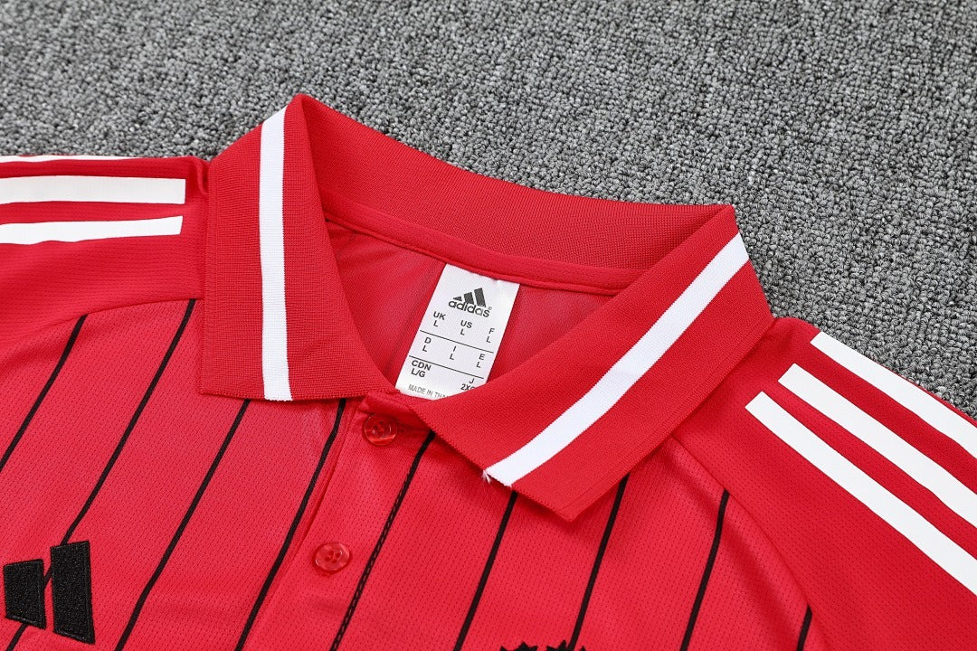 conjunto entrenamiento 2026/27 manchester united