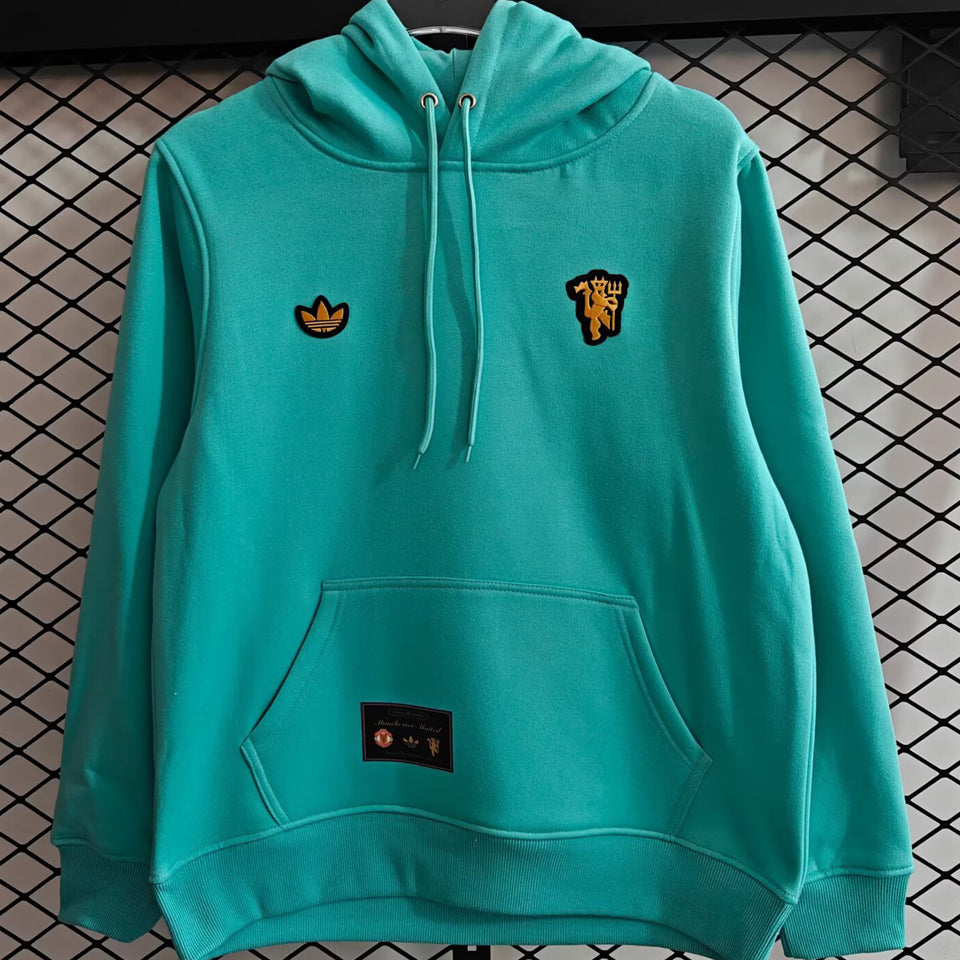 hoody 2026 manchester united retro