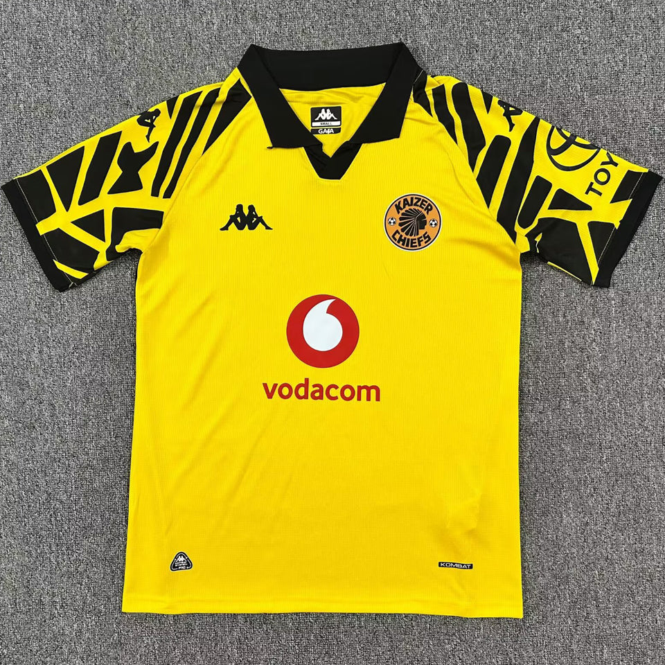 Jersey 2025/26 Kaizer Chiefs Local Manga corta Versión Fan
