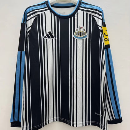 Jersey 2026/27 Newcastle Local Manga larga Versión Fan