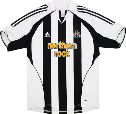 Jersey 2005/06 Newcastle Local Manga corta Versión Fan Retro