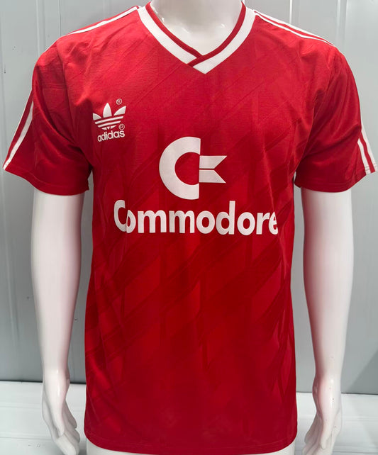 Jersey 1986 Bayern Munich Local Manga corta Versión Fan Retro