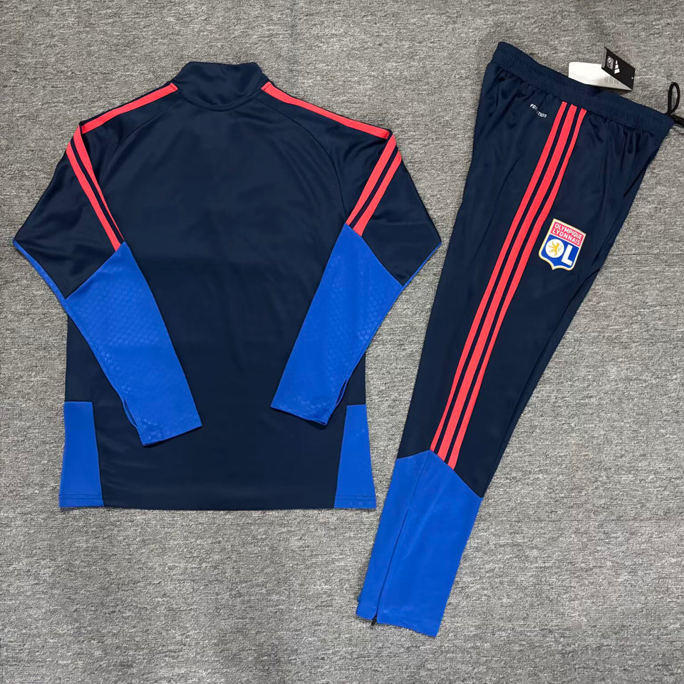 conjunto entrenamiento 2026/27 lyon royal