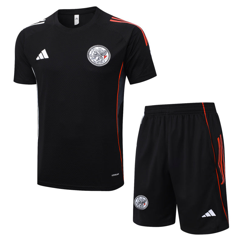 Conjunto Entrenamiento 2025/26 Ajax