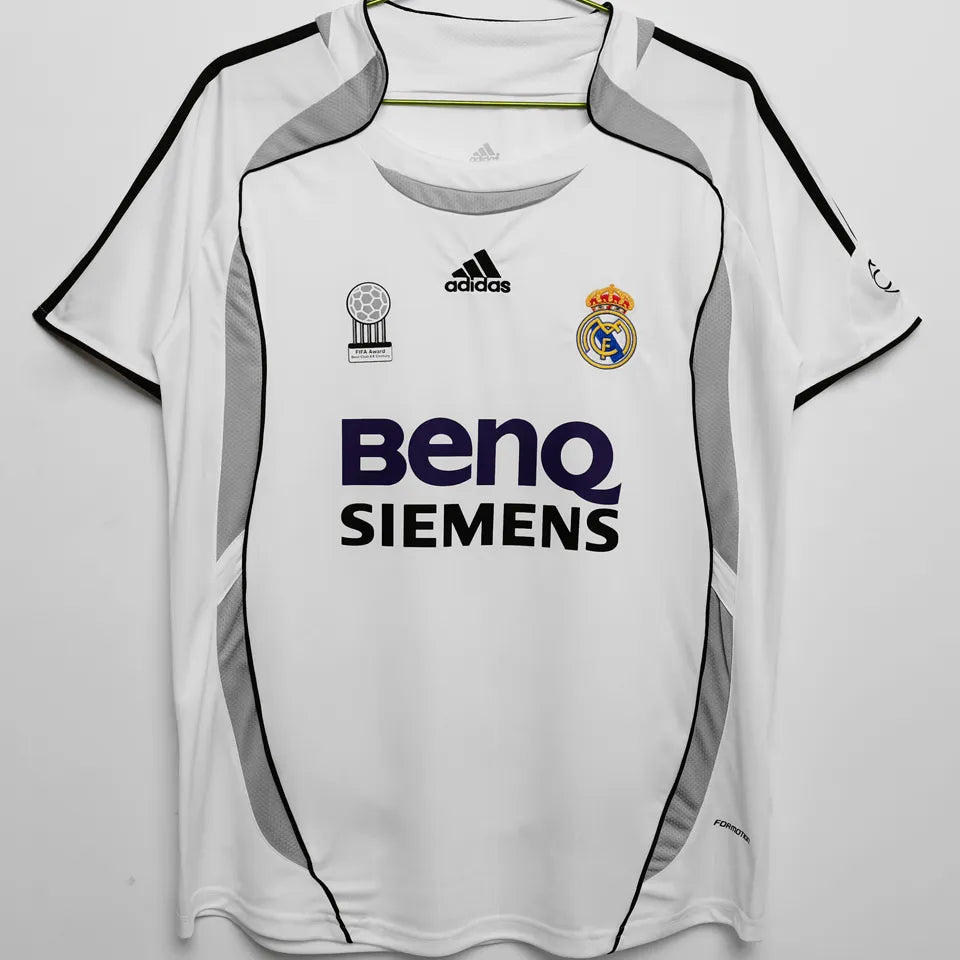 Jersey 2006/07 Real Madrid Local Manga corta Versión Fan Retro