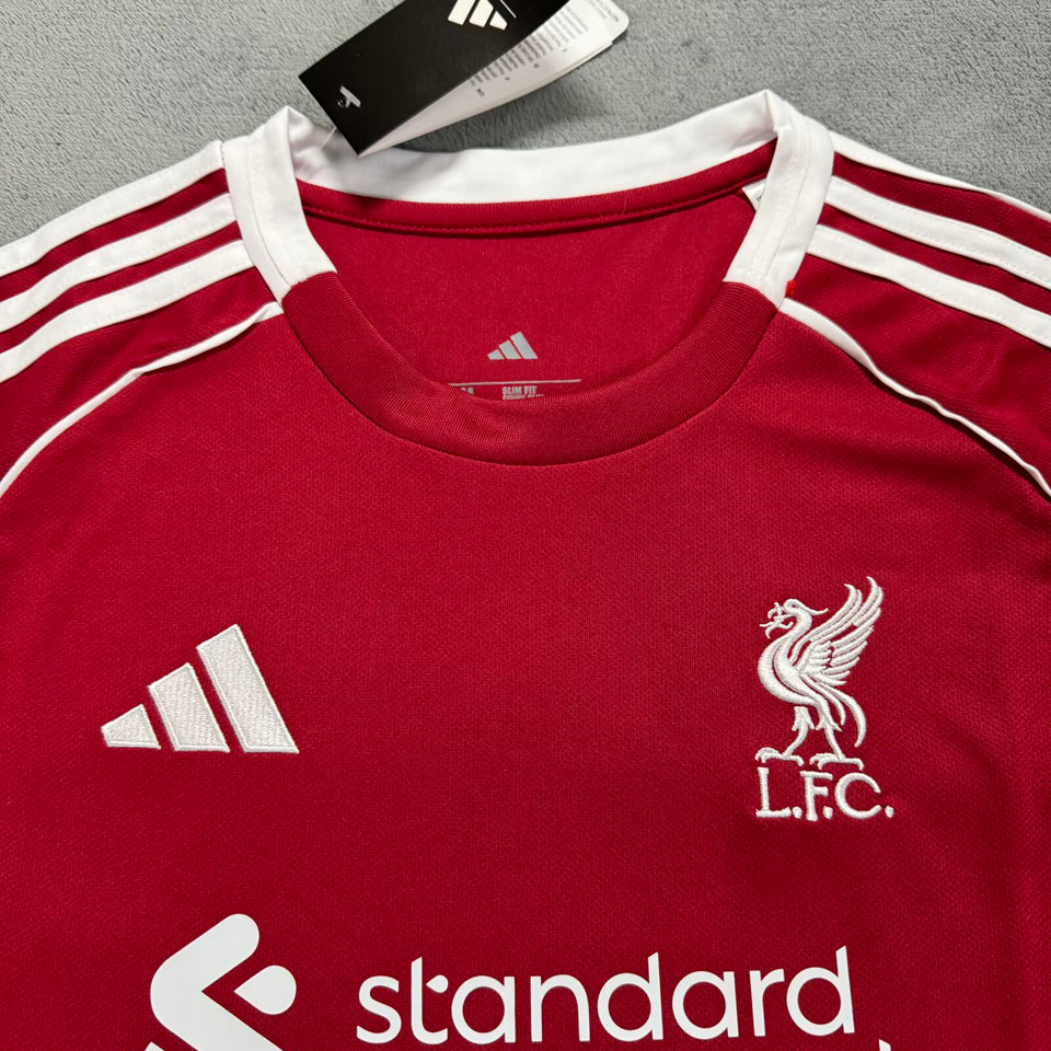 jersey 2025/26 liverpool local manga corta mujer