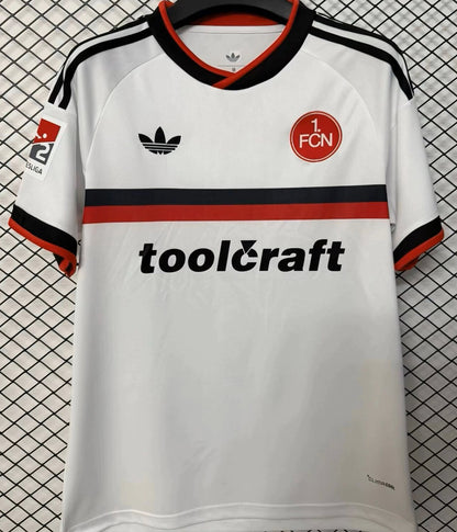 Jersey 2026/27 1. FC Nurnberg Visitante Manga corta Versión Fan
