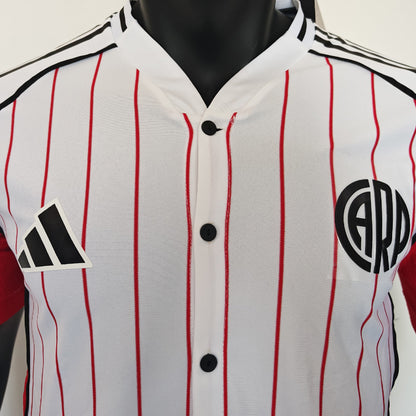 Jersey 2025/26 River Plate  Baseball Especial Manga corta Versión Jugador
