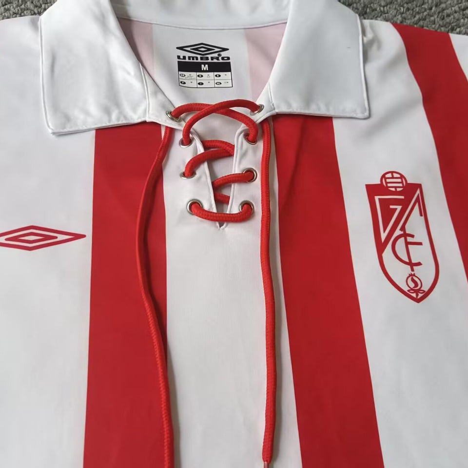 Jersey 2005/06 Granada Local Manga corta Versión Fan Retro