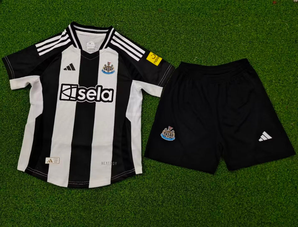 Jersey 2024/25 Newcastle Local Manga corta Versión Jugador