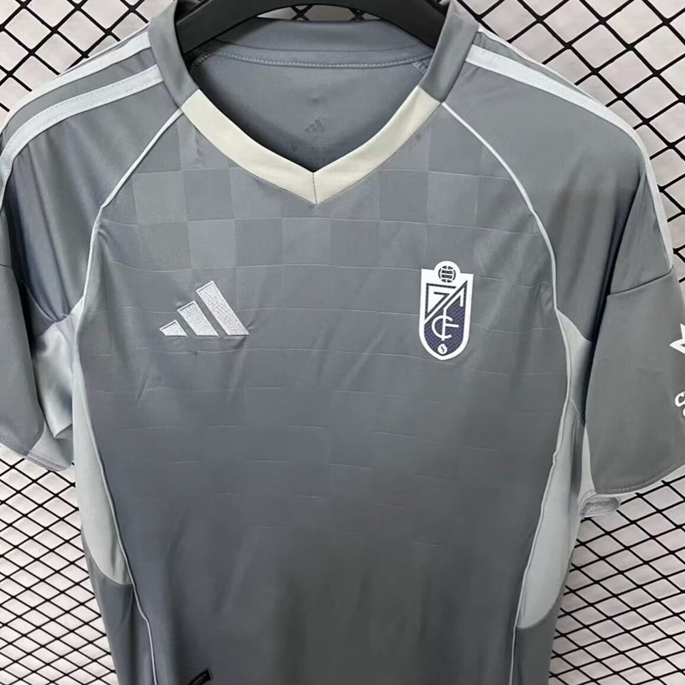 Jersey 2025/26 Granada Tercero Manga corta Versión Fan