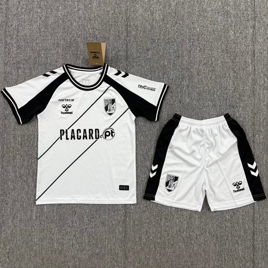 Jersey 2026/27 Vitoria Guimaraes Local Manga corta Niño