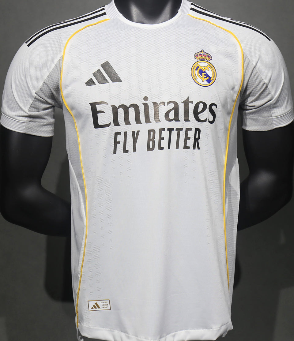 jersey 2025/26 real madrid local manga corta versión jugador