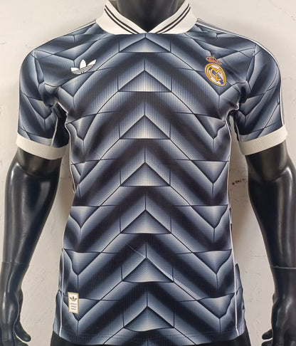Jersey 2026 Real Madrid Especial Manga corta Versión Jugador Retro