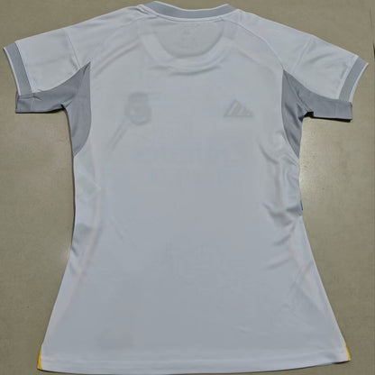 Jersey 2025/26 Real Madrid Local Manga corta Mujer