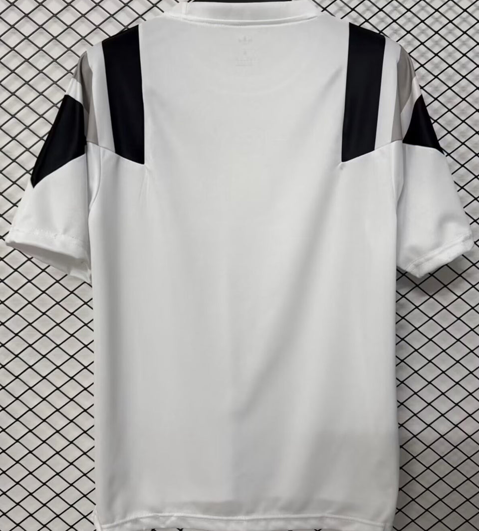 jersey 2026/27 juventus especial manga corta versión fan retro