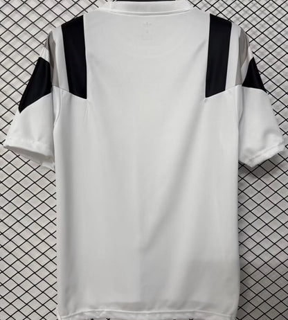 Jersey 2026/27 Juventus Especial Manga corta Versión Fan Retro