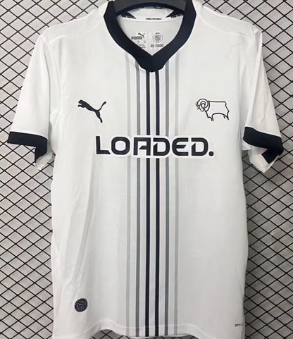 Jersey 2026/27 Derby County Local Manga corta Versión Fan