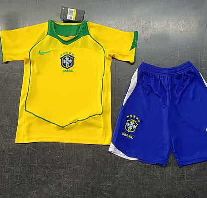 2004 Brasil Local Niño Selecciones Retro