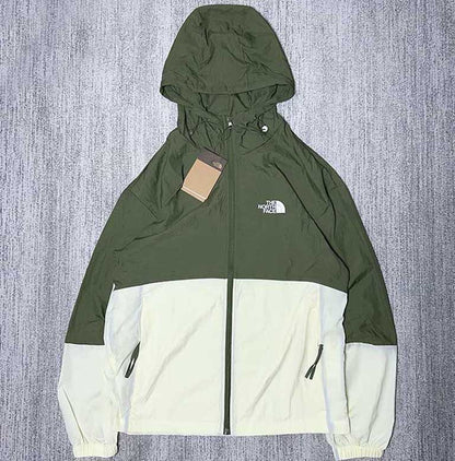 Rompeviento 2025/26 TTHE NORTH FACE