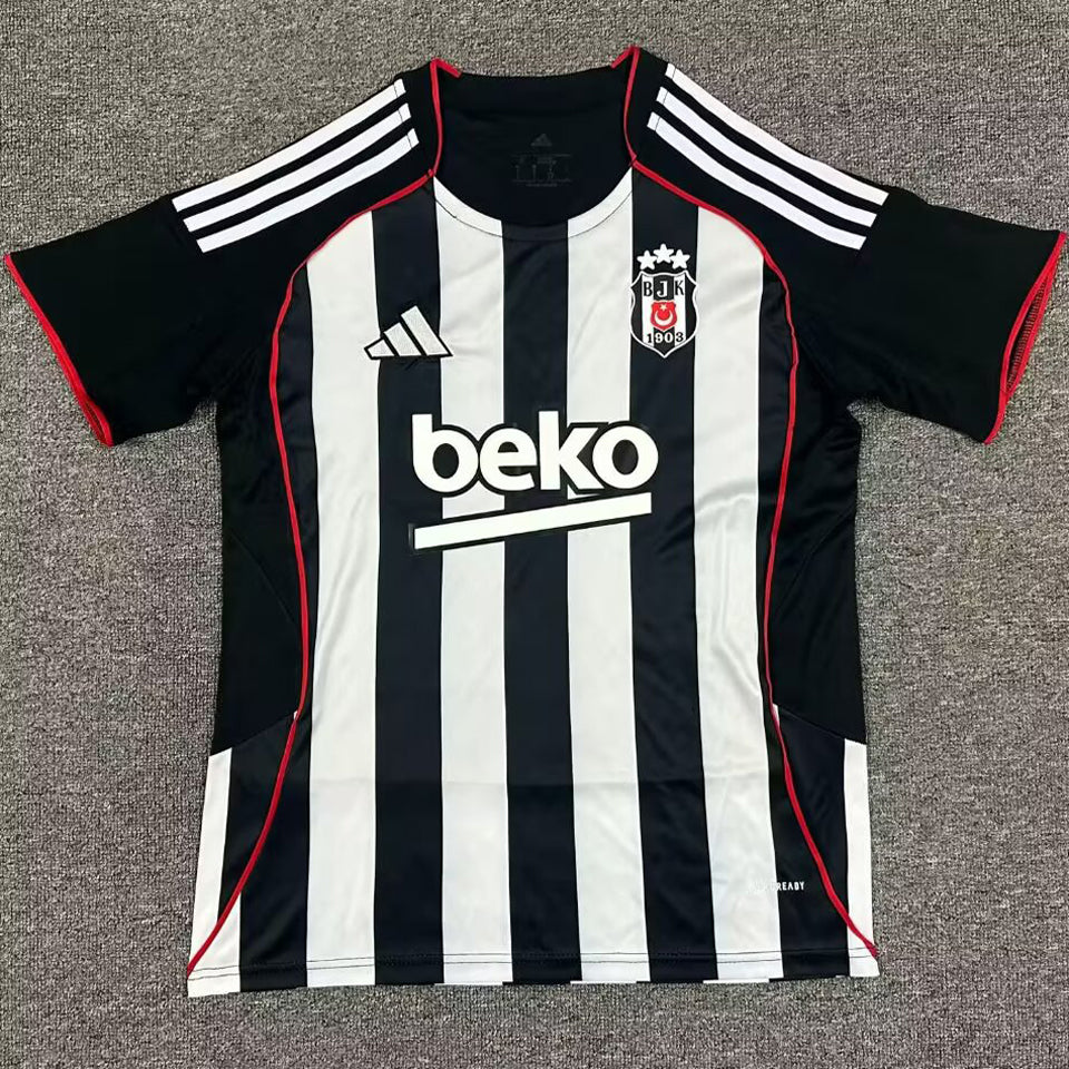 Jersey 2025/26 Besiktas Visitante Manga corta Versión Fan