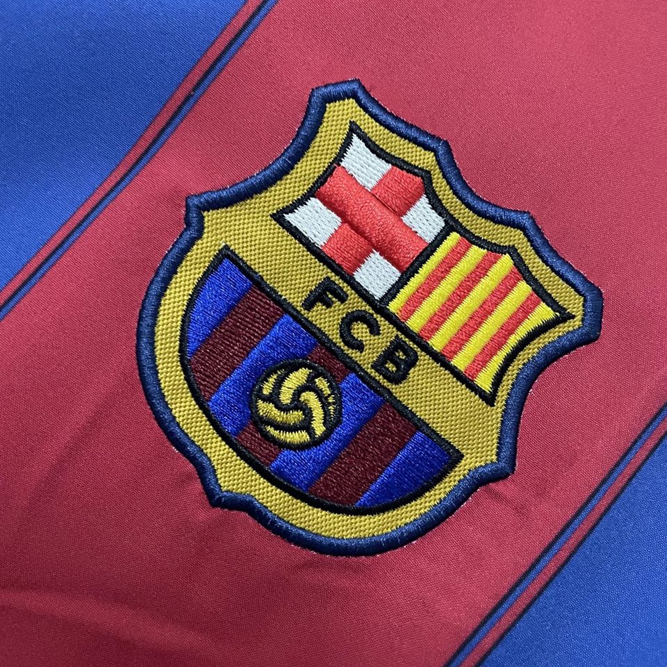Jersey 2003/04 Barcelona Local Manga corta Versión Fan Retro