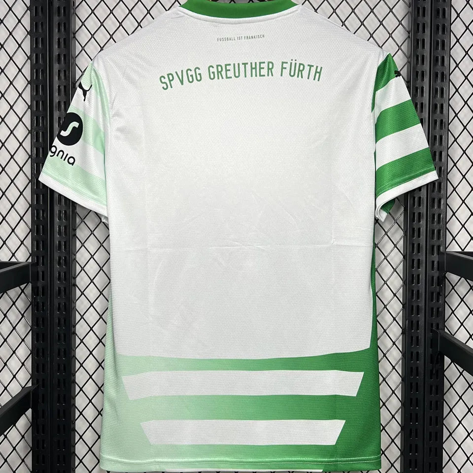 Jersey 2024/25 SpVgg Greuther Fürth Local Manga corta Versión Fan