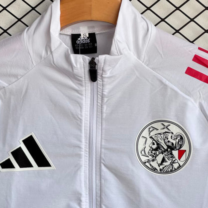 Rompeviento 2026 Ajax