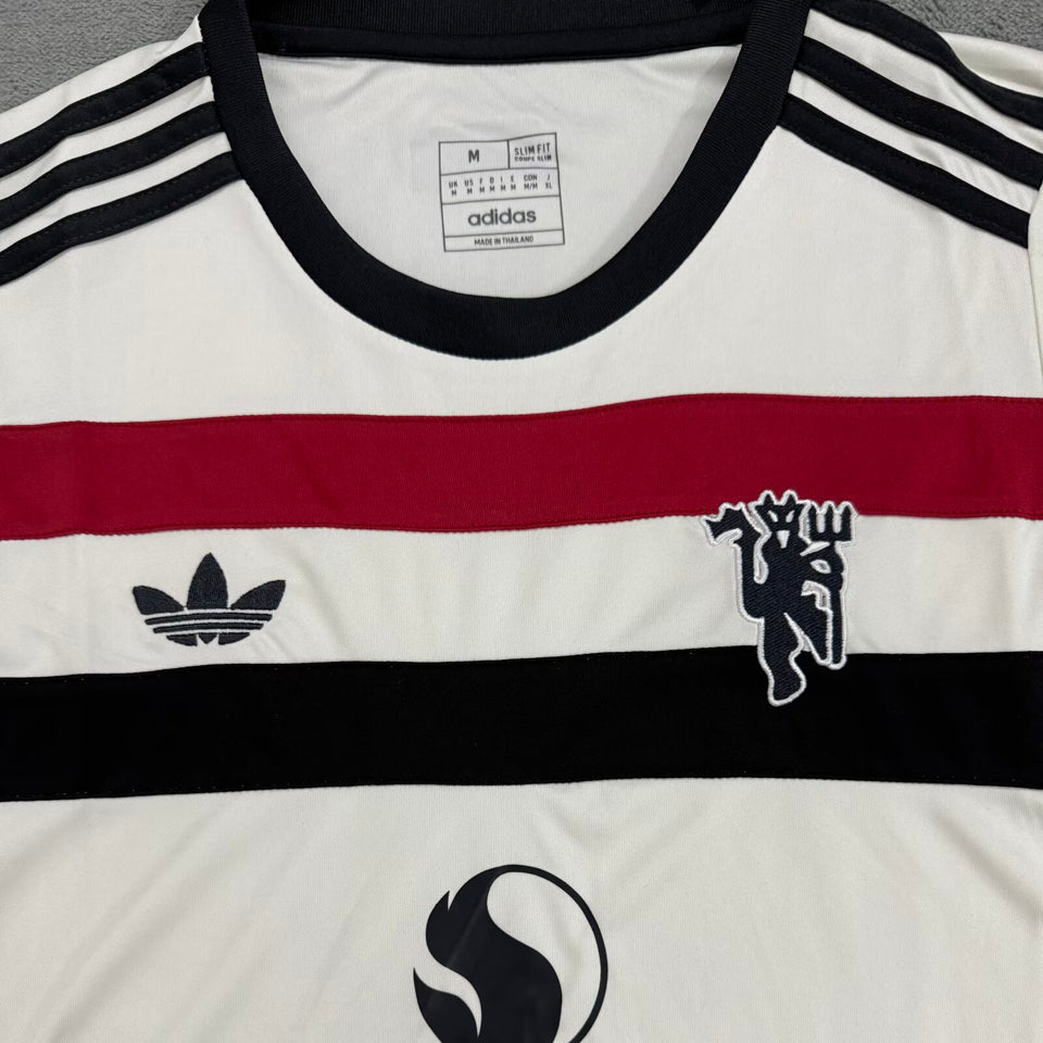 Jersey 2024/25 Manchester United Tercero Manga corta Mujer