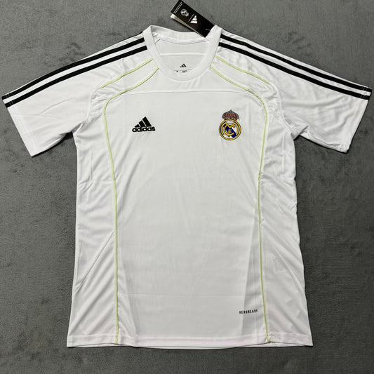 Jersey 2025/26 Real Madrid Especial Manga corta Versión Fan