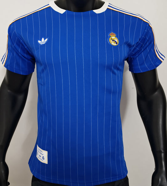 Jersey 2025/26 Real Madrid Especial Manga corta Versión Jugador Retro