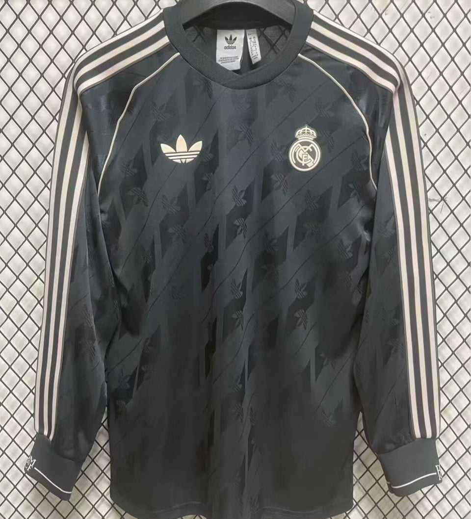 Jersey 2025 Real Madrid Especial Manga larga Versión Fan Retro