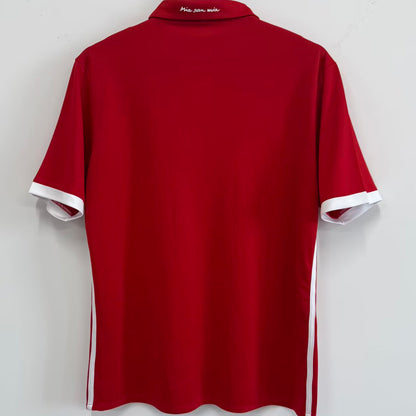 Jersey 2016/2017 Bayern Munich Local Manga corta Versión Fan Retro