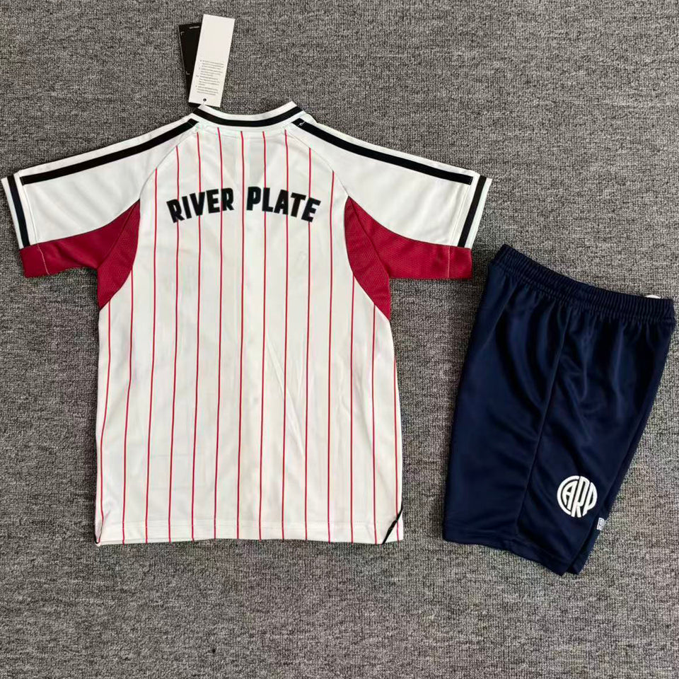 Jersey 2025/26 River Plate  Baseball Especial Manga corta Niño