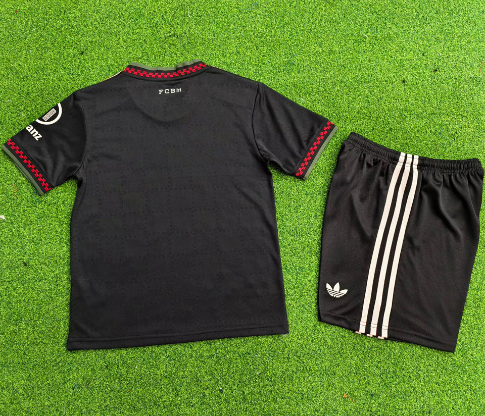 Jersey 2025/26 Bayern Munich Tercero Manga corta Versión Jugador