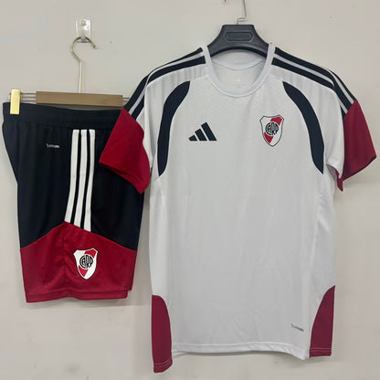 Conjunto Entrenamiento 2026/27 River Plate