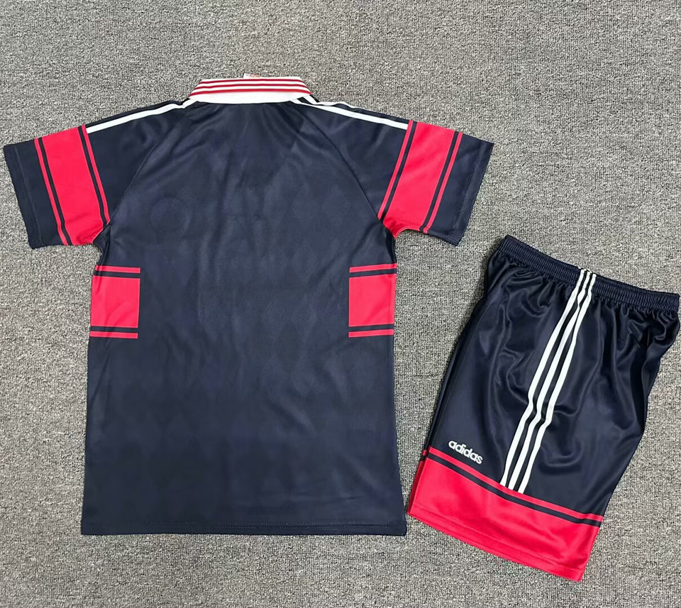 Jersey 1997/99 Bayern Munich Local Manga corta Niño Retro
