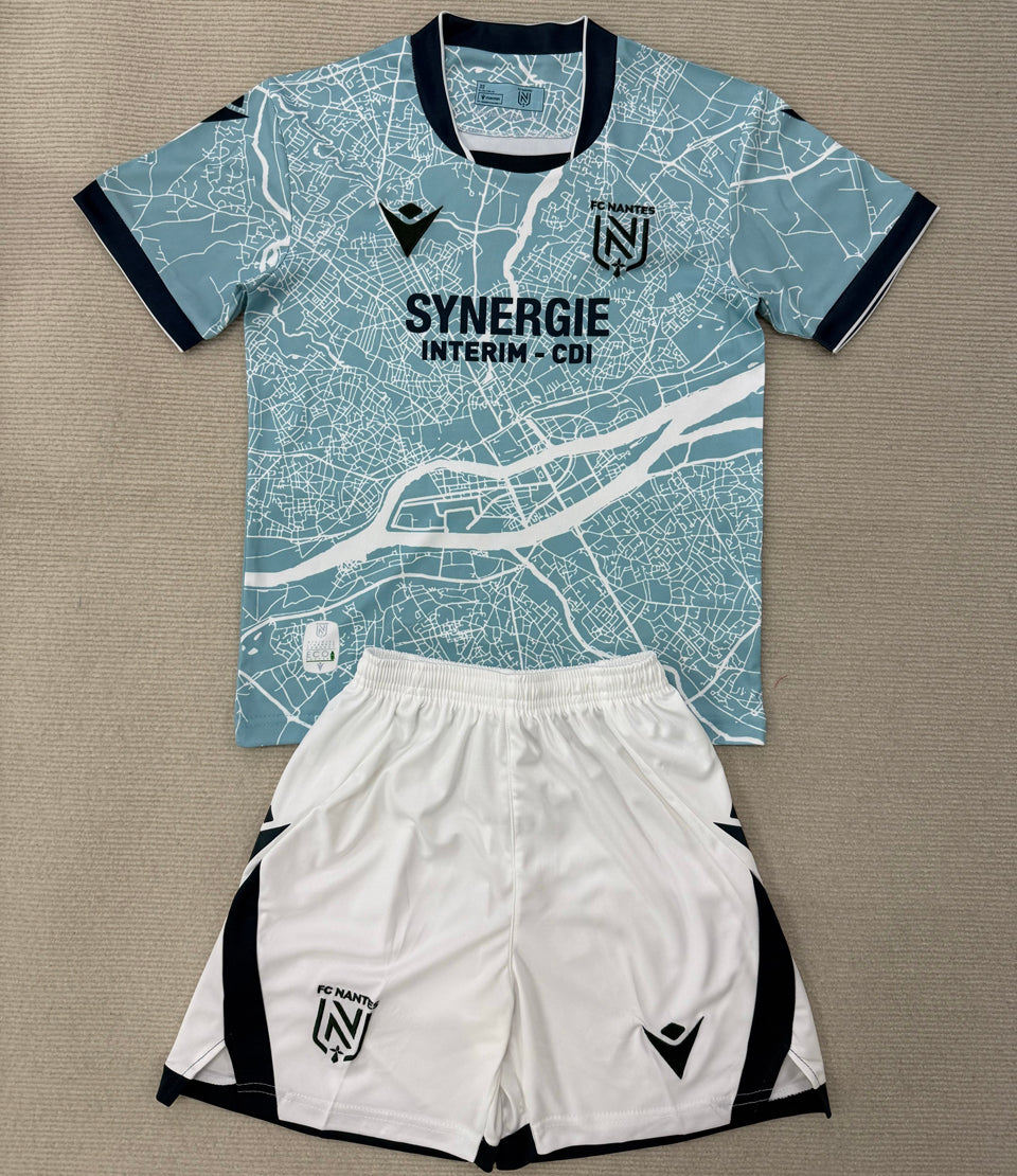 jersey 2025/26 nantes visitante manga corta niño