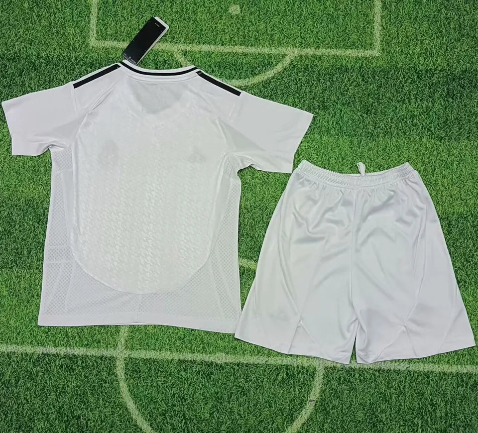 Jersey 2024/25 Real Madrid Local Manga corta Niño