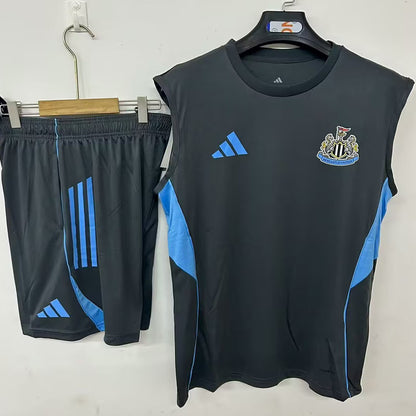 Conjunto Entrenamiento 2025/26 Newcastle